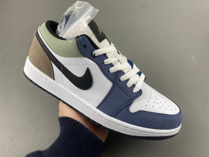 Air Jordan 1 Low GS 