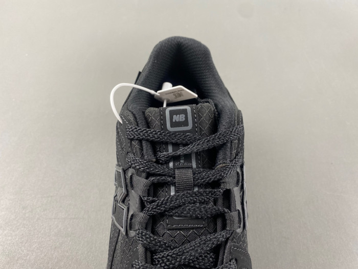 New Balance 1906R Cordura 