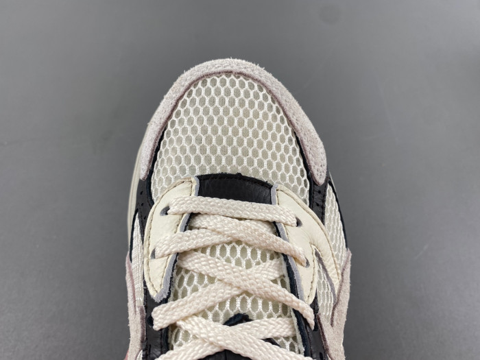 As*ic*s hal studios x gel 1130 