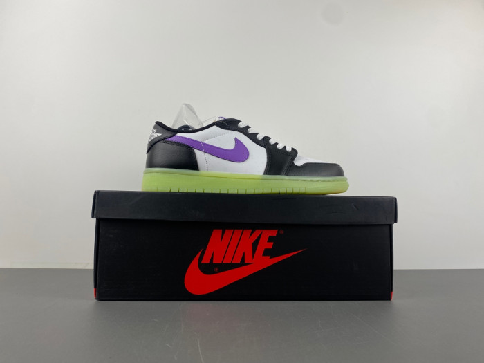 Air Jordan 1 Low GS "Black Raspberry" HF0410-001