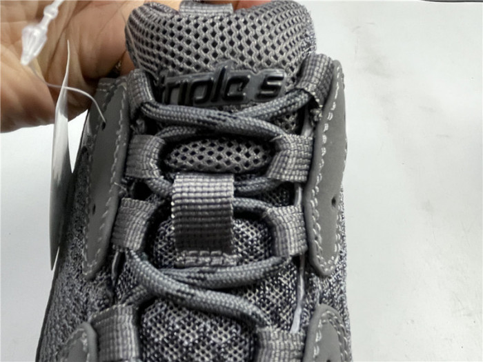 TRIPLES TRAINER SNEAKERS 2000028