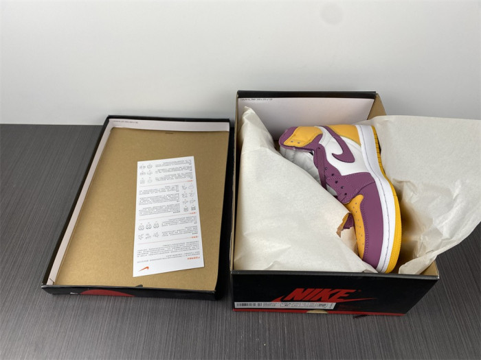 AIR JORDAN 1 BROTHERHOOD 555088-706