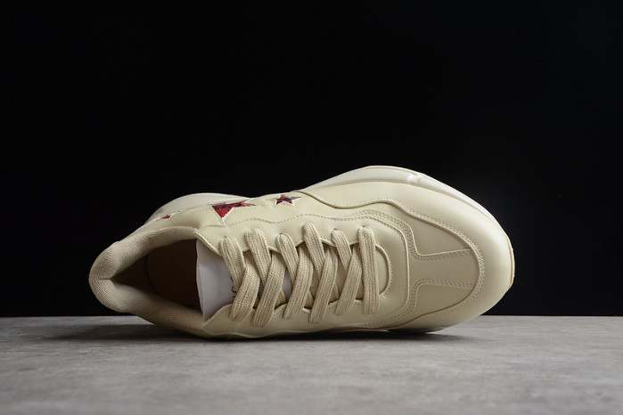 G*u*i* trainer sneaker 84