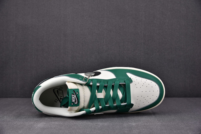 Nike Dunk Low SE “Lottery” DR9654-100