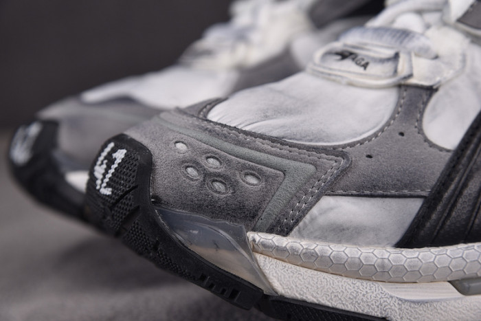 RUNNER SNEAKER RS048