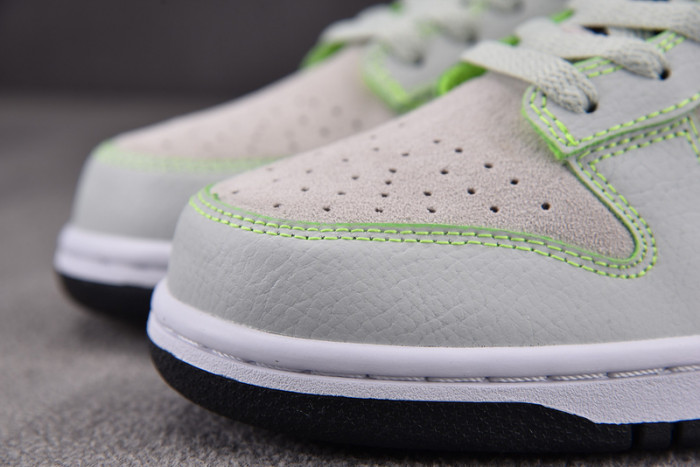 Nike Dunk Low University of Oregon PE (2023) FQ7260-001