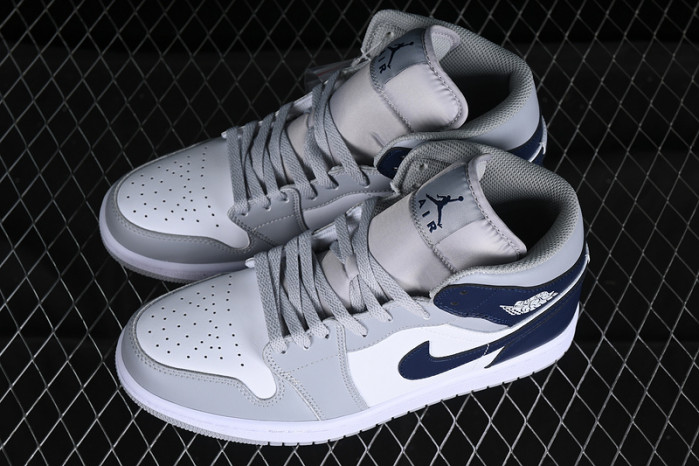 AIR JORDAN 1 MID MIDNIGHT NAVY DQ8426-104