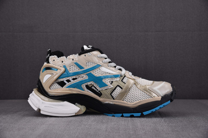 RUNNER SNEAKER RS030