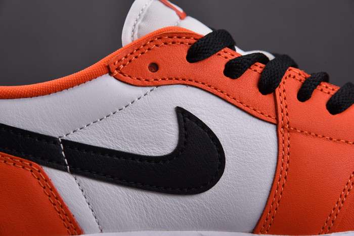 Jordan 1 Low OG Starfish (Women