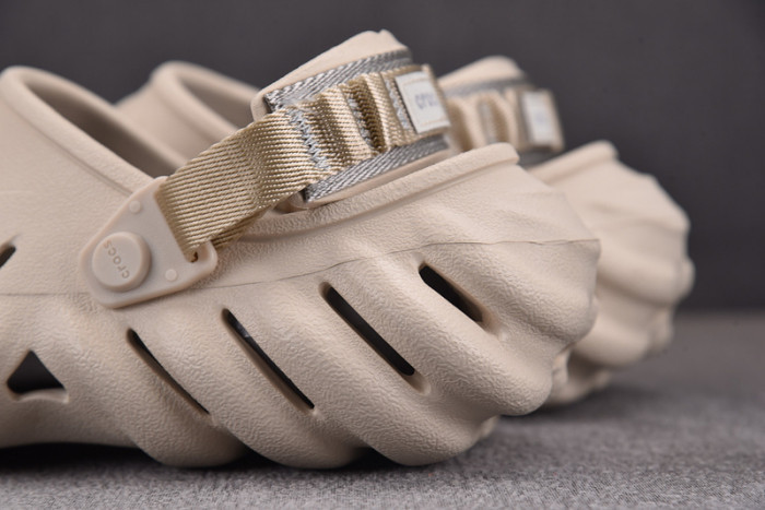 Cr*0*s x salehe bembury c00020