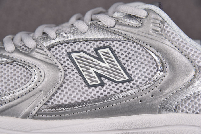 NEW BALANCE SNEAKER NB109