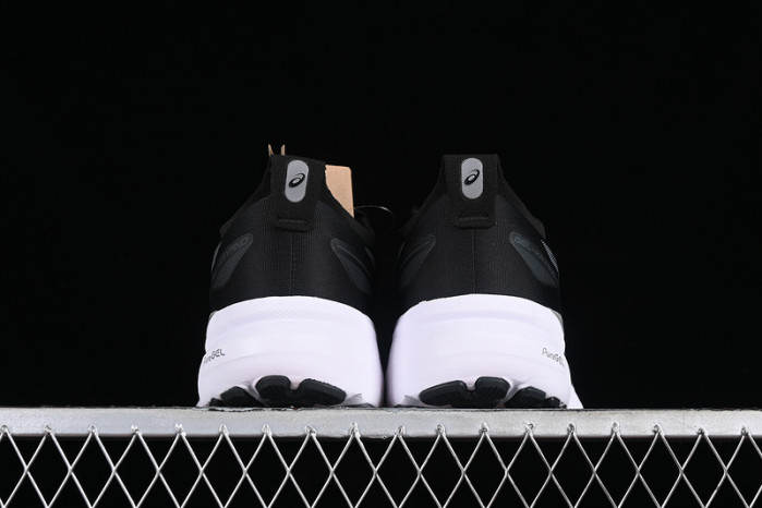 As*ic*s gel kayano 31 