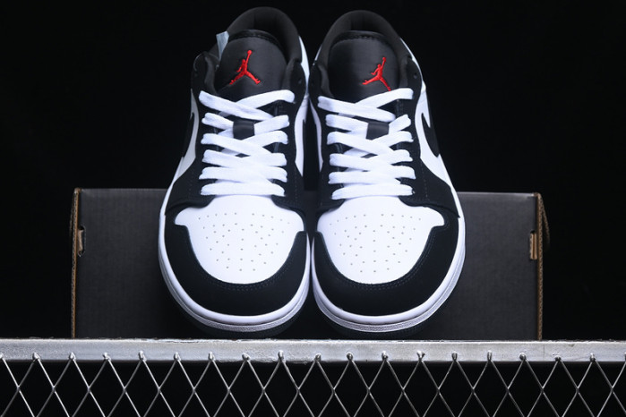 Air Jordan 1 Low “Panda Toe” HF3188-106