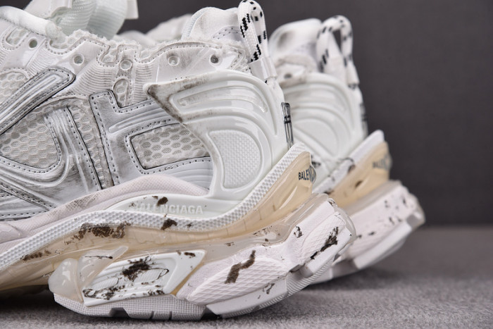 RUNNER SNEAKER RS047