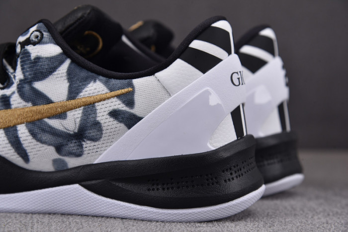 NIKE KOBE 8 PROTRO "MAMBACITA"