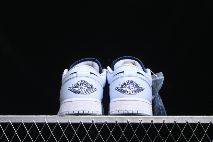 WMNS AIR JORDAN 1 LOW SE 