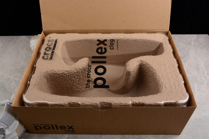 Cr*0*s x salehe bembury c00006