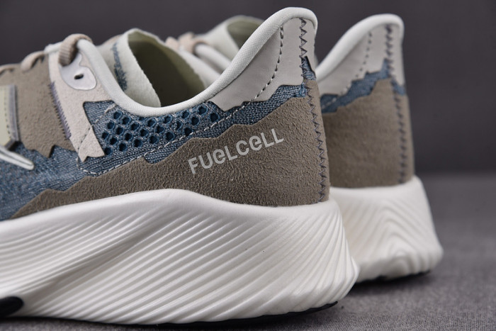 NEW BALANCE SNEAKER NB041