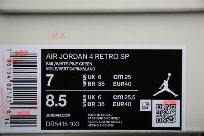 Jordan 4 Retro SB Pine Green DR5415-103