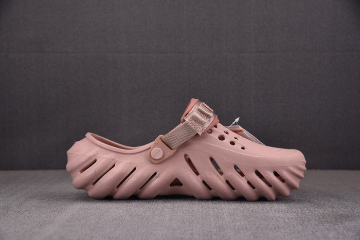 Cr*0*s x salehe bembury c00019