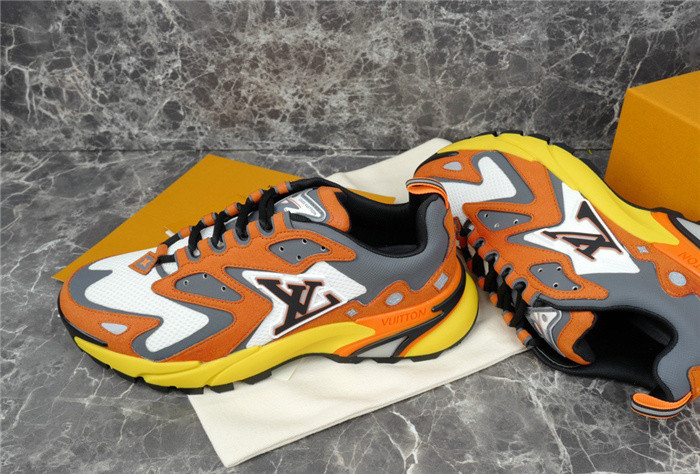 LV SNEAKER LV-000268