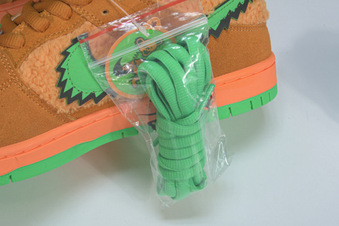 Grateful Dead x Nike SB Dunk Low“ Orange Bear” CJ5378 800