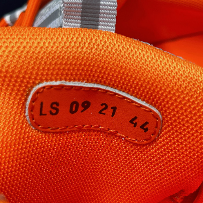 DIO* LOWTOP SNEAKERS D-10026