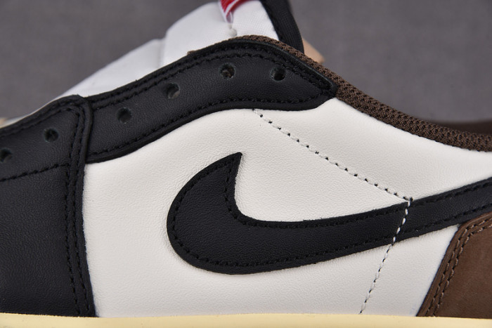 TRAVIS SCOTT X AIR JORDAN 1 LOW DARK MOCHA BLACK CQ4277-105