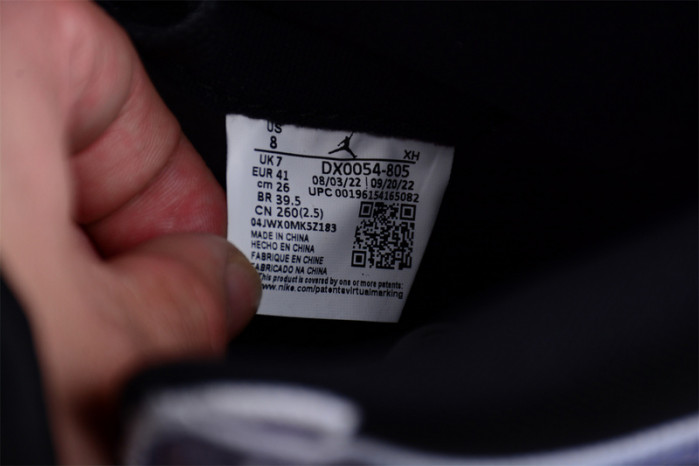 Air Jordan 1 High OG “Skyline” DX0054-805