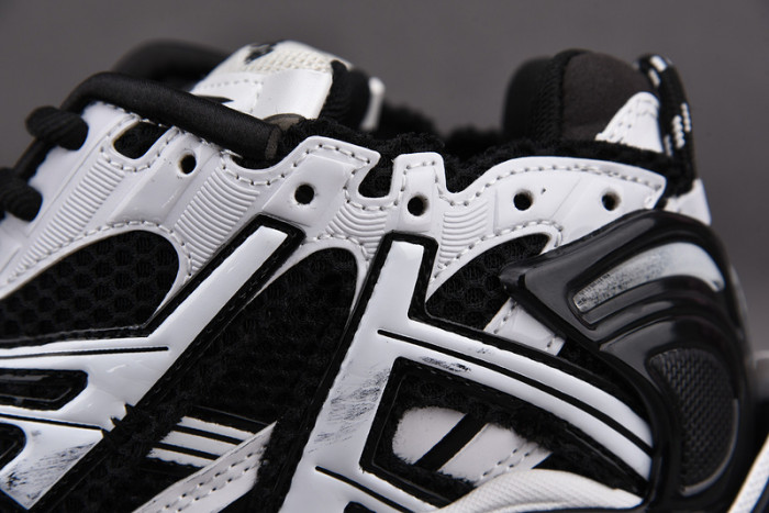 RUNNER SNEAKER RS017