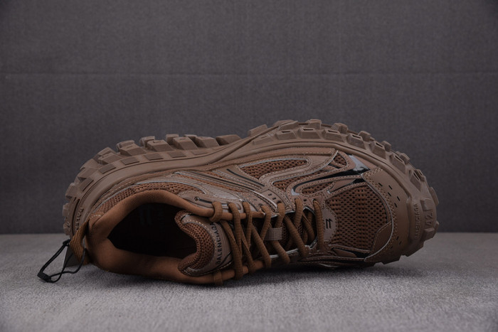 DEFENDER SNEAKER DS008