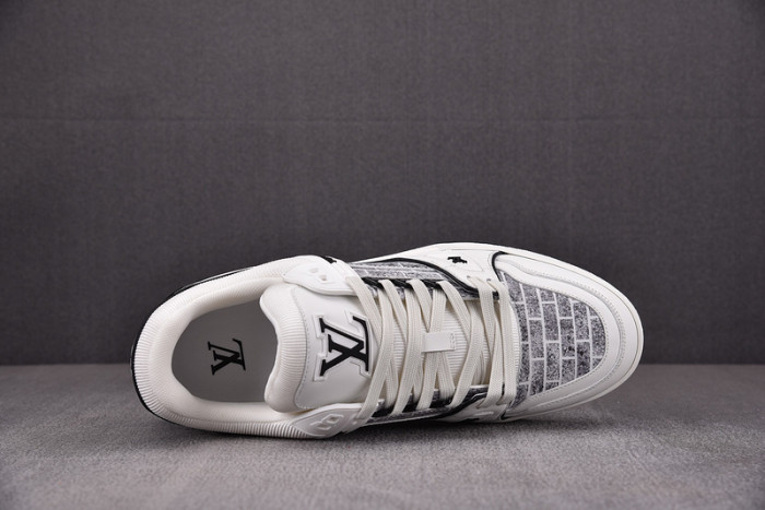 LV SNEAKER LV-000099