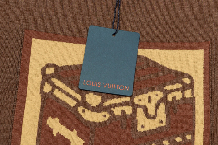 LV CLOTHES V00050