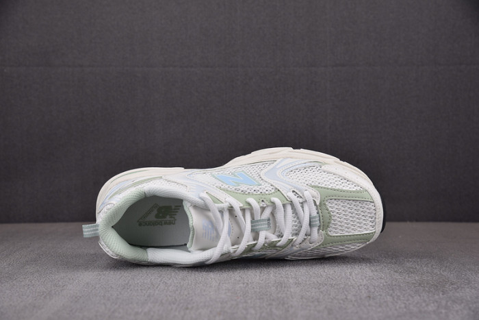 NEW BALANCE SNEAKER NB107