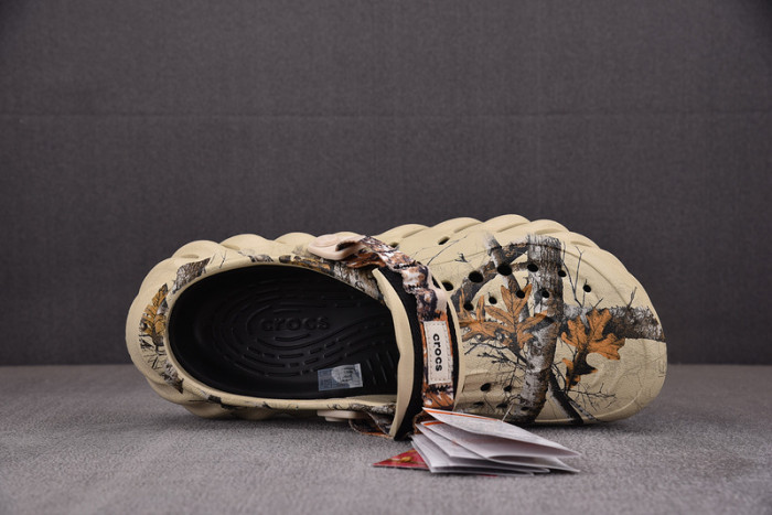 Cr*0*s x salehe bembury c00012