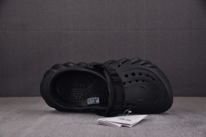 Cr*0*s x salehe bembury c00017