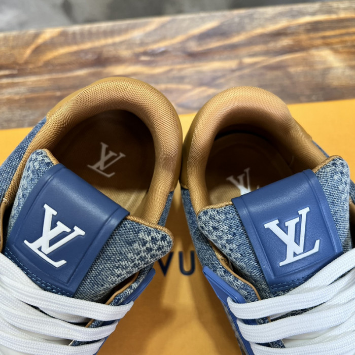 LV SNEAKER LV-000541