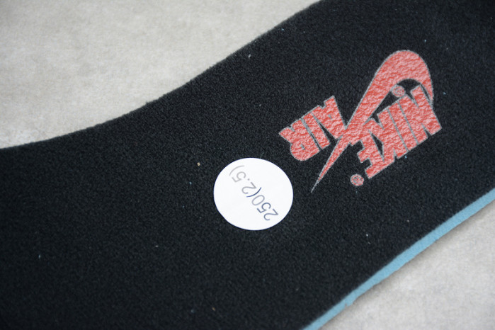 Air Jordan 1 High Pine Green 555088-030