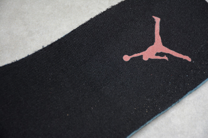 AIR JORDAN 1 MID Chicago 554724-173