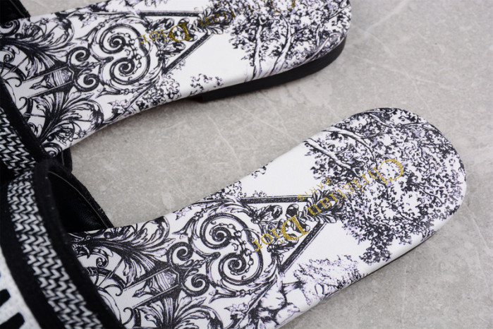 DIO*R SANDALS H00006