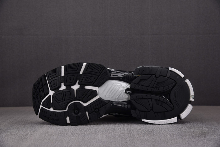 RUNNER SNEAKER RS016