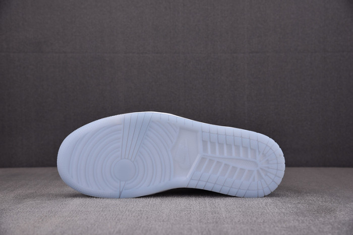 Jordan 1 Low SE Emerald Rise (Women