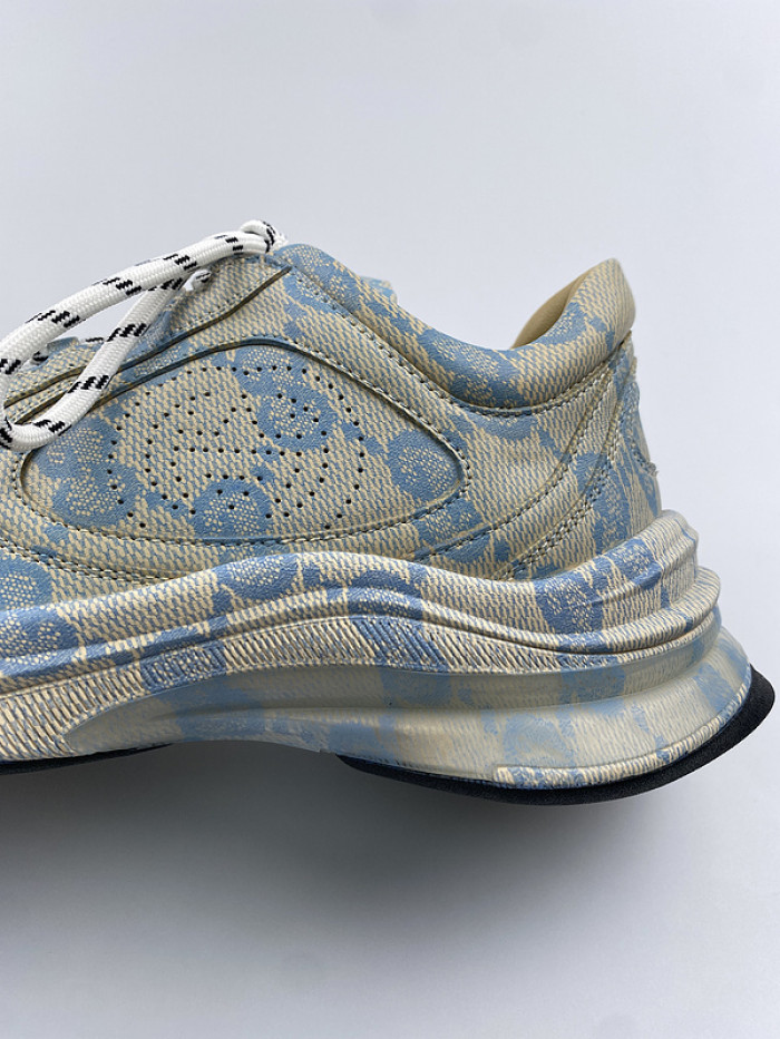 G*u*i* trainer sneaker130