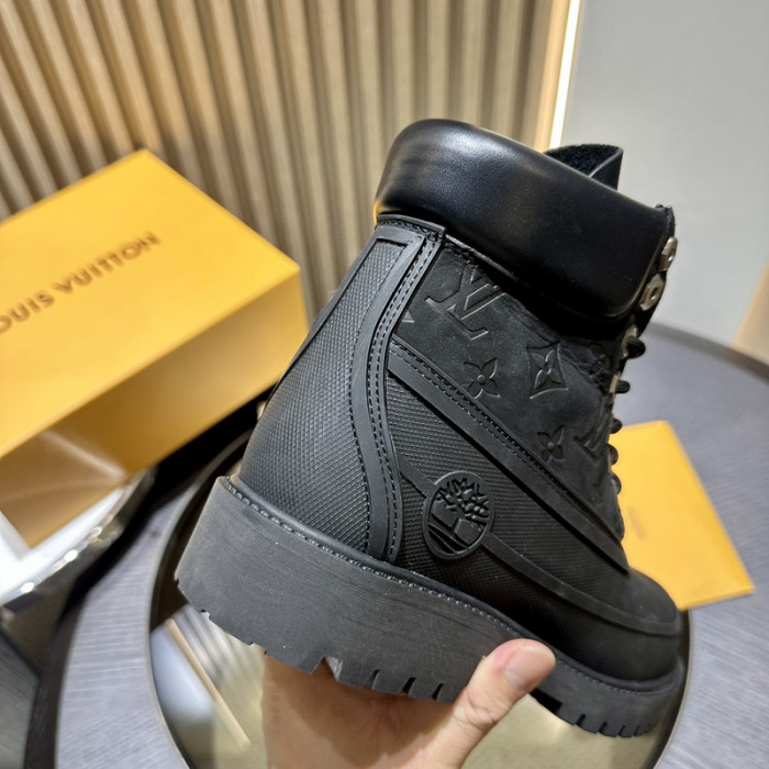LV BOOTS L000035