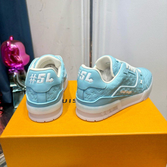 LV SNEAKER LV-000518