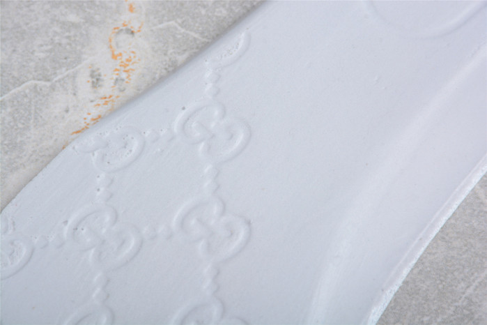 G*u*i* trainer sneaker 90