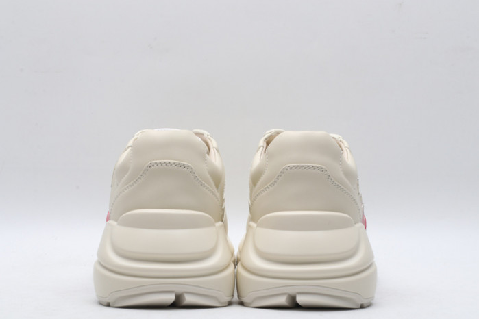 G*u*i* trainer sneaker46