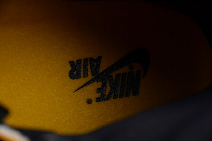 Air Jordan 1 High OG "Yellow Ochre"