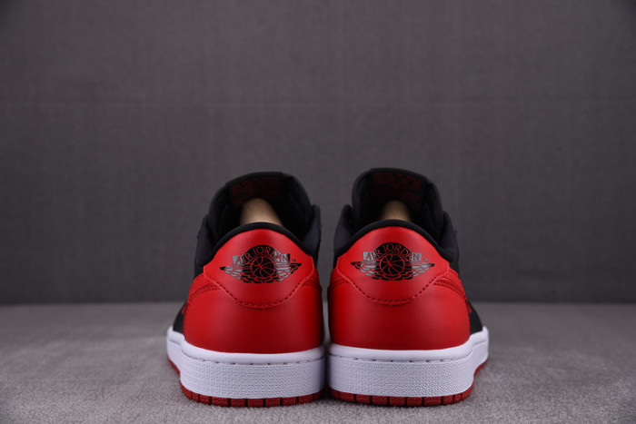 Jordan 1 Retro Low Bred (2015) 705329-001