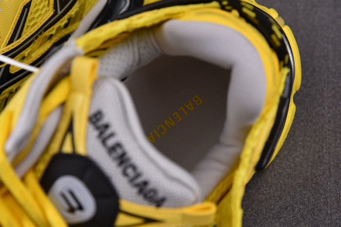 RUNNER SNEAKER RS021